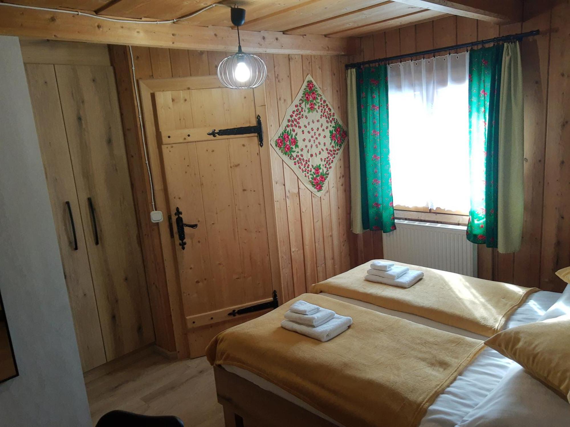 Goscinne Iwona * Brzegi (Tatra)